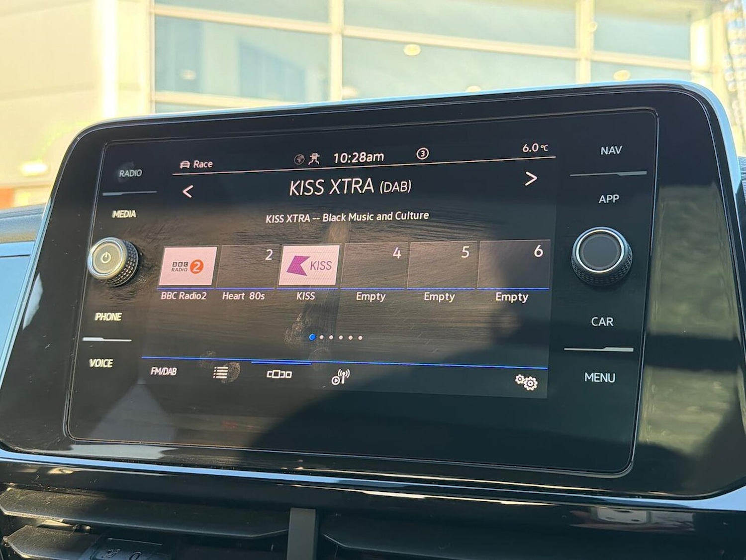 Used Volkswagen T-Roc 2024 for sale - 76778319: Photo 12