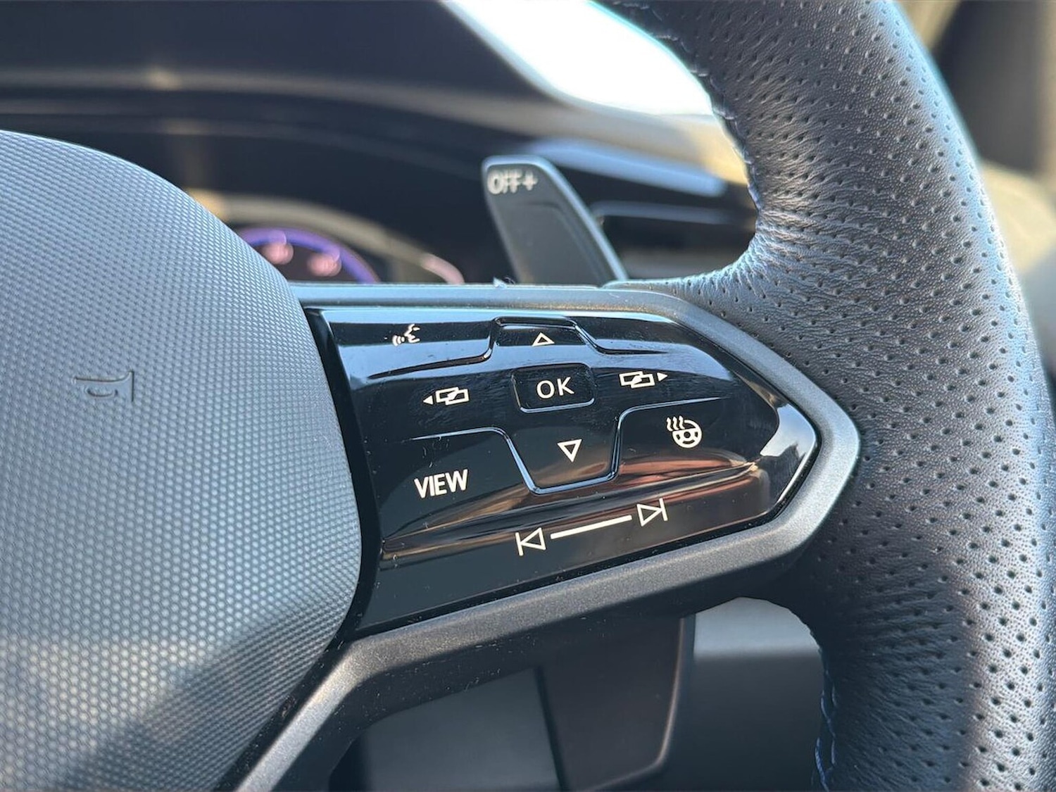 Used Volkswagen T-Roc 2024 for sale - 76778319: Photo 26