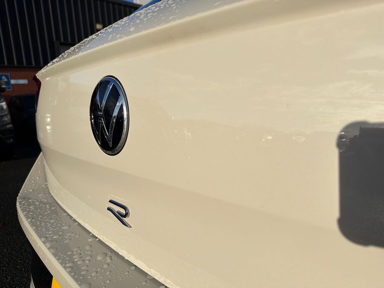 Used Volkswagen T-Roc 2024 for sale - 76778319: Photo 35