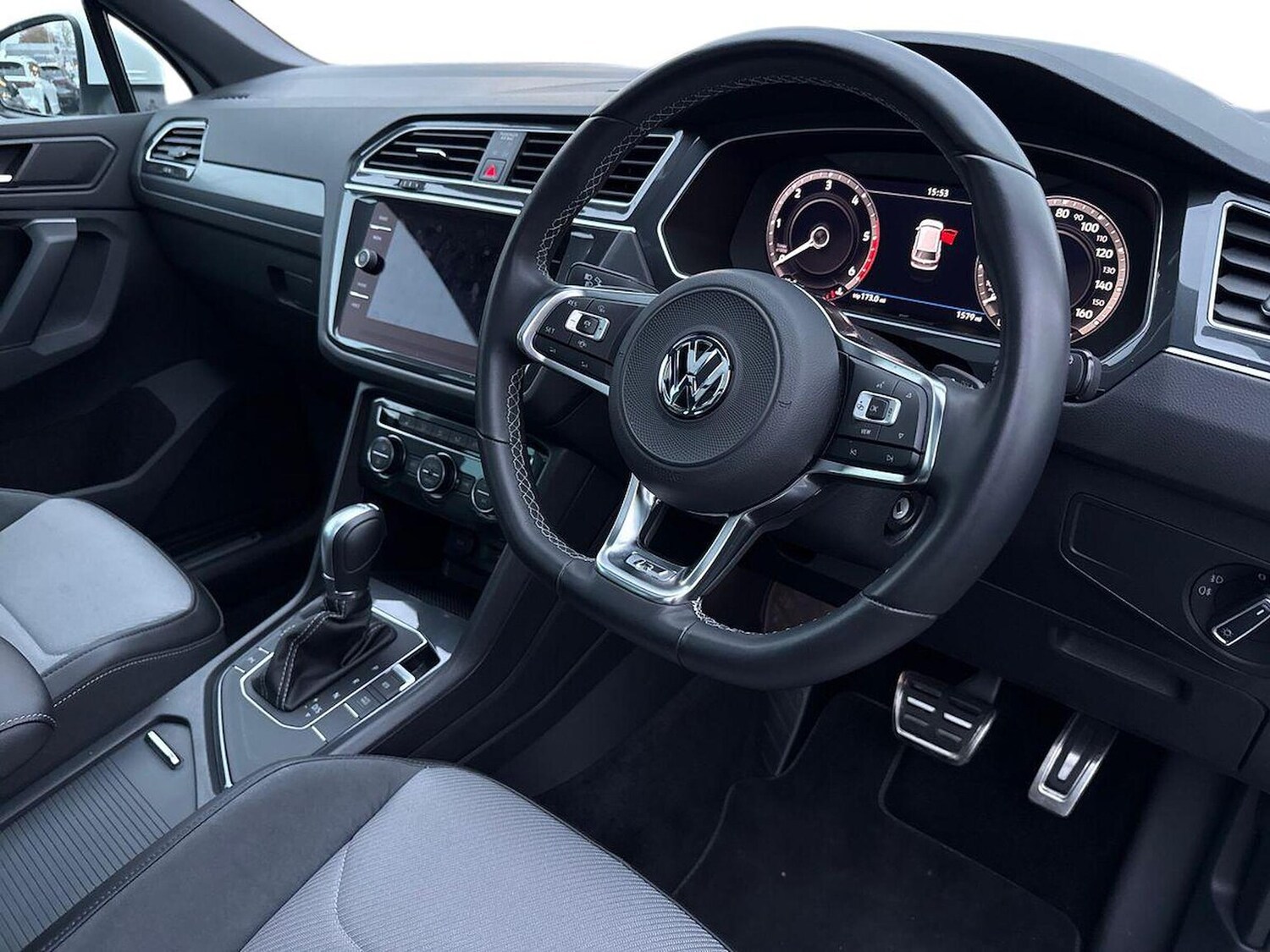 Used Volkswagen Tiguan 2018 for sale - 76547696: Photo 15