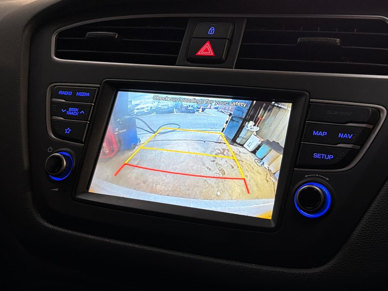 Used Hyundai i20 2019 for sale - 76885040: Photo 23