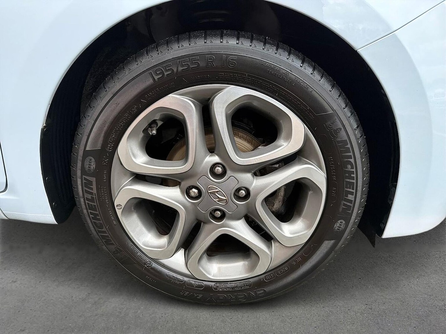 Used Hyundai i20 2019 for sale - 76885040: Photo 6