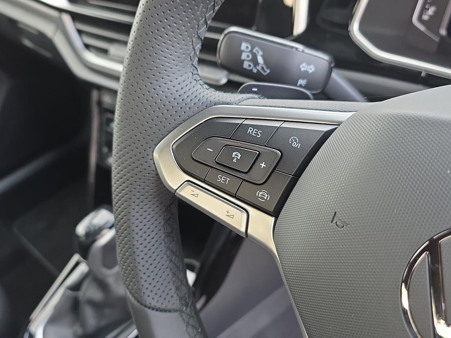 Used Volkswagen T-Roc 2025 for sale - 76725823: Photo 27