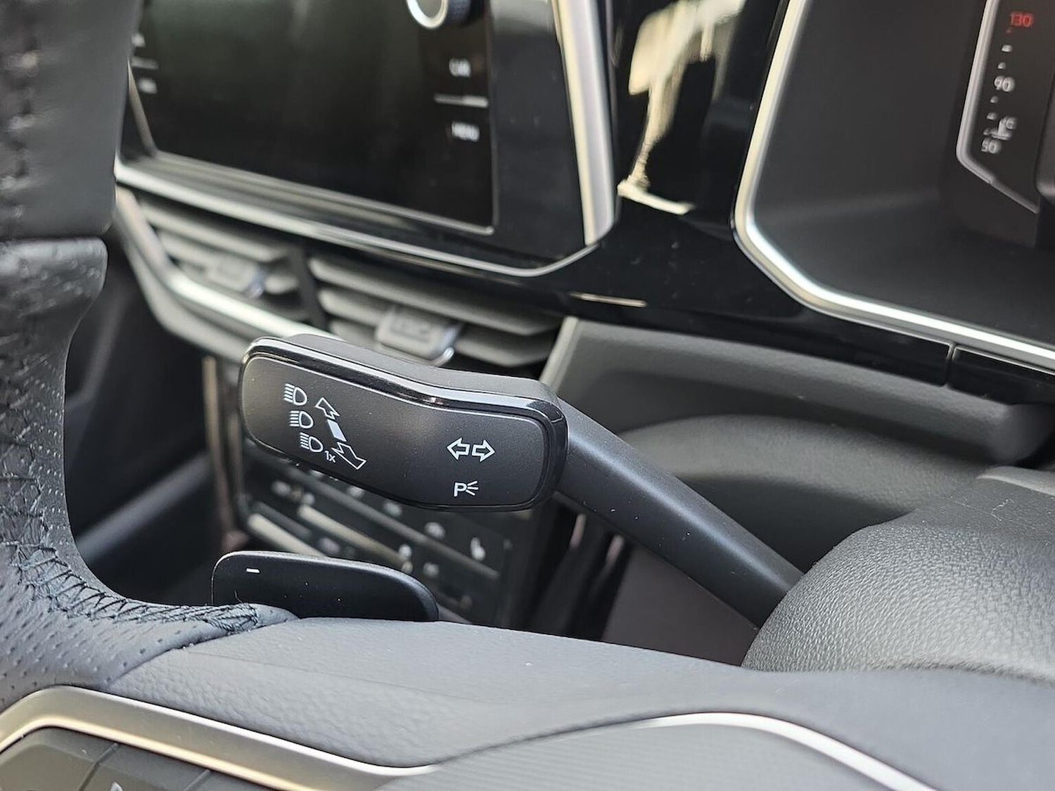 Used Volkswagen T-Roc 2025 for sale - 76725823: Photo 29