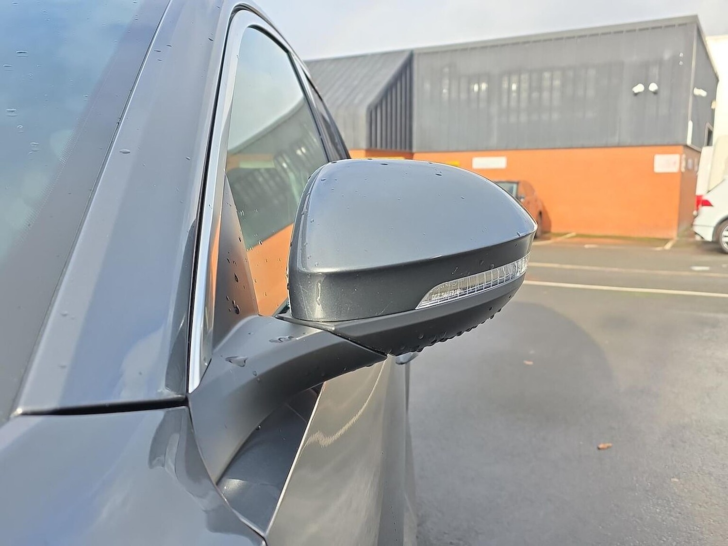 Used Volkswagen T-Roc 2025 for sale - 76725823: Photo 35