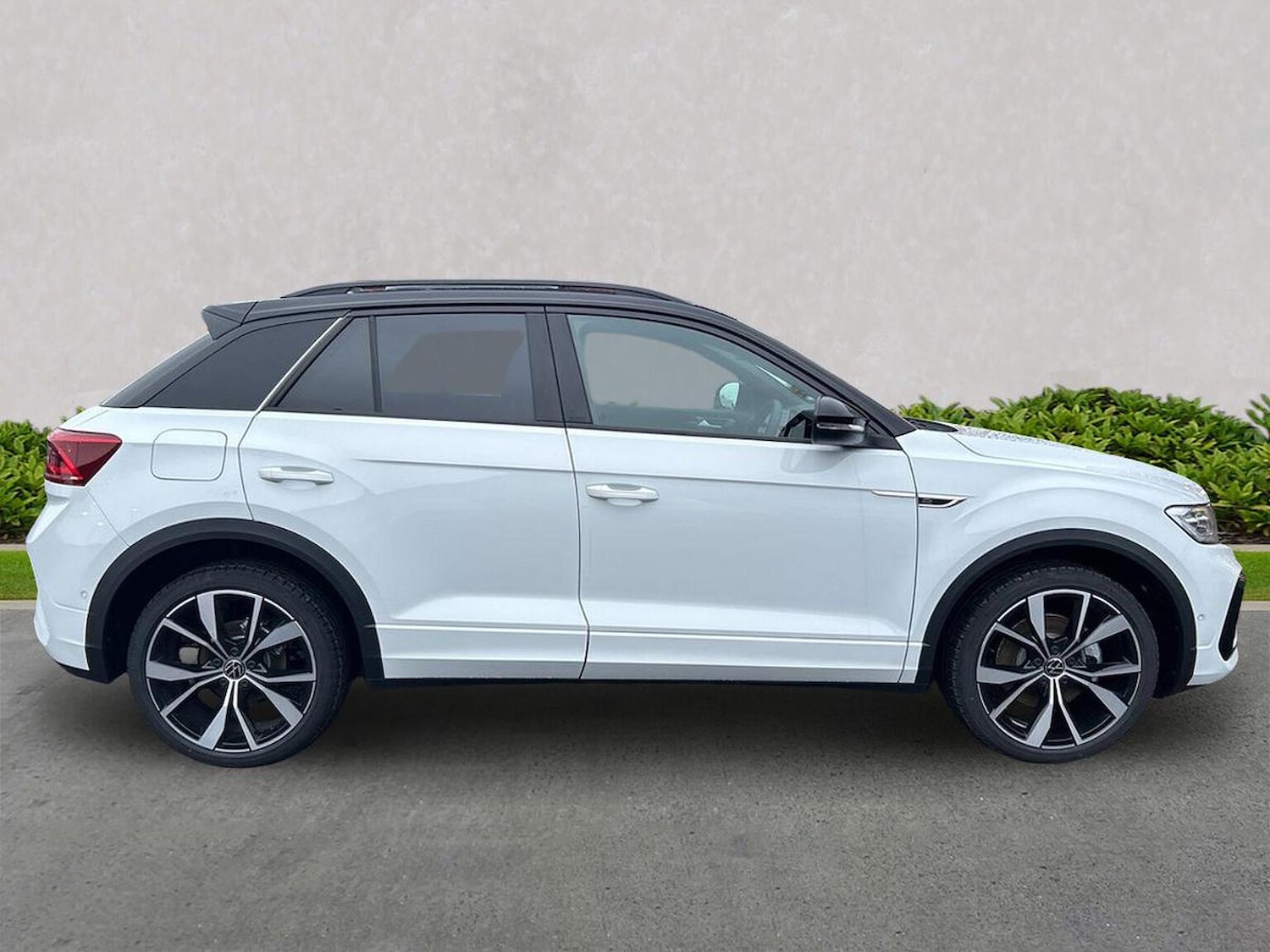 Used Volkswagen T-Roc 2025 for sale - 77488868: Photo 3