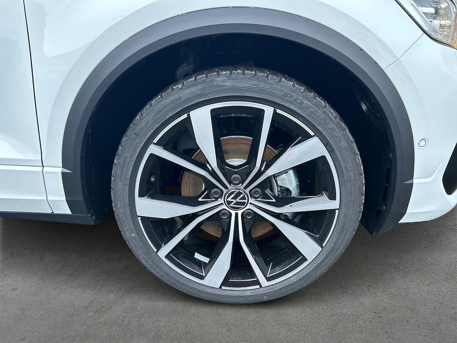 Used Volkswagen T-Roc 2025 for sale - 77488868: Photo 6