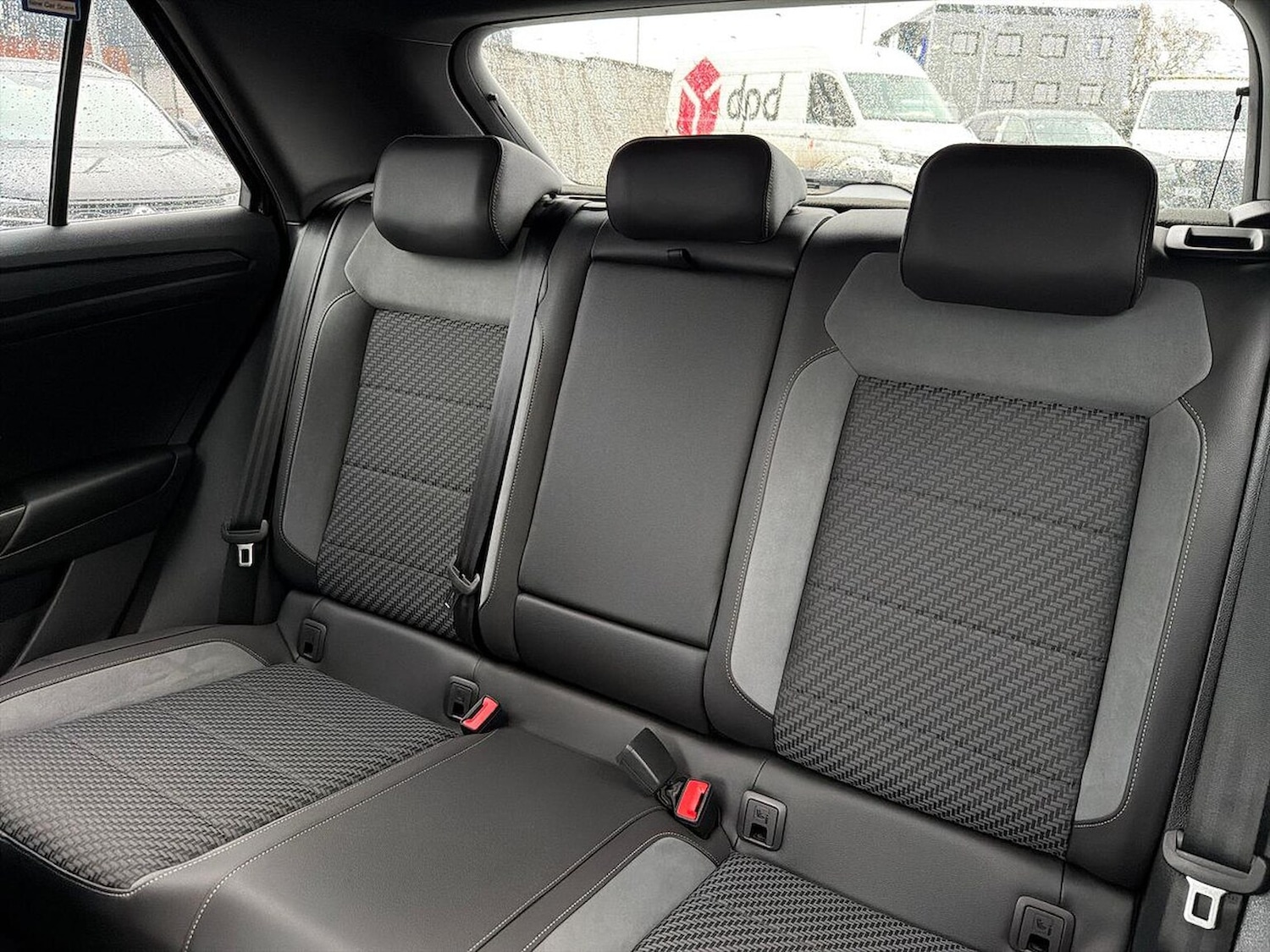 Used Volkswagen T-Roc 2021 for sale - 76777348: Photo 16