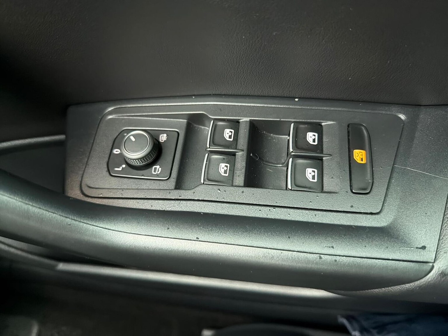 Used Volkswagen T-Roc 2021 for sale - 76777348: Photo 21