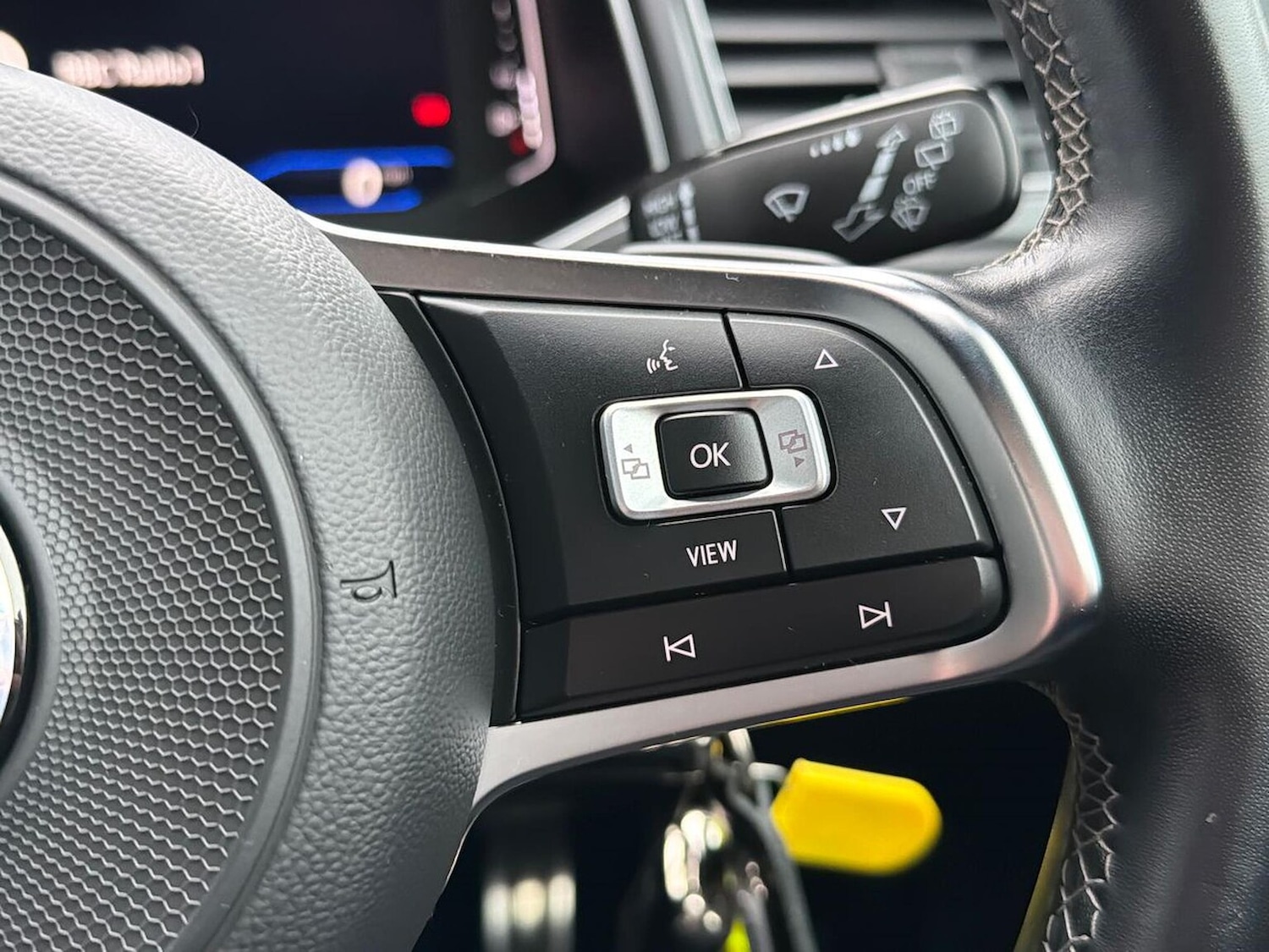 Used Volkswagen T-Roc 2021 for sale - 76777348: Photo 25