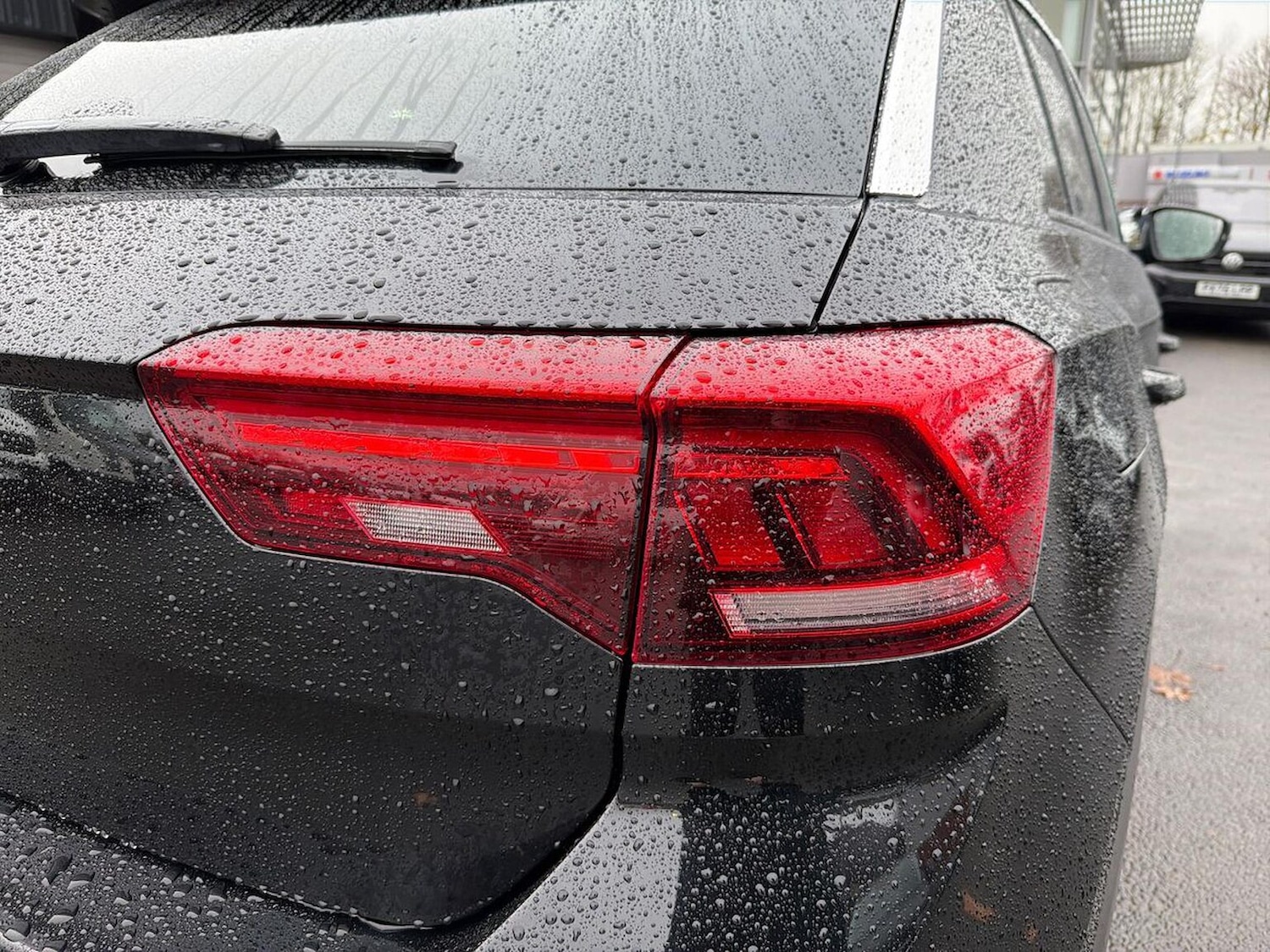 Used Volkswagen T-Roc 2021 for sale - 76777348: Photo 32