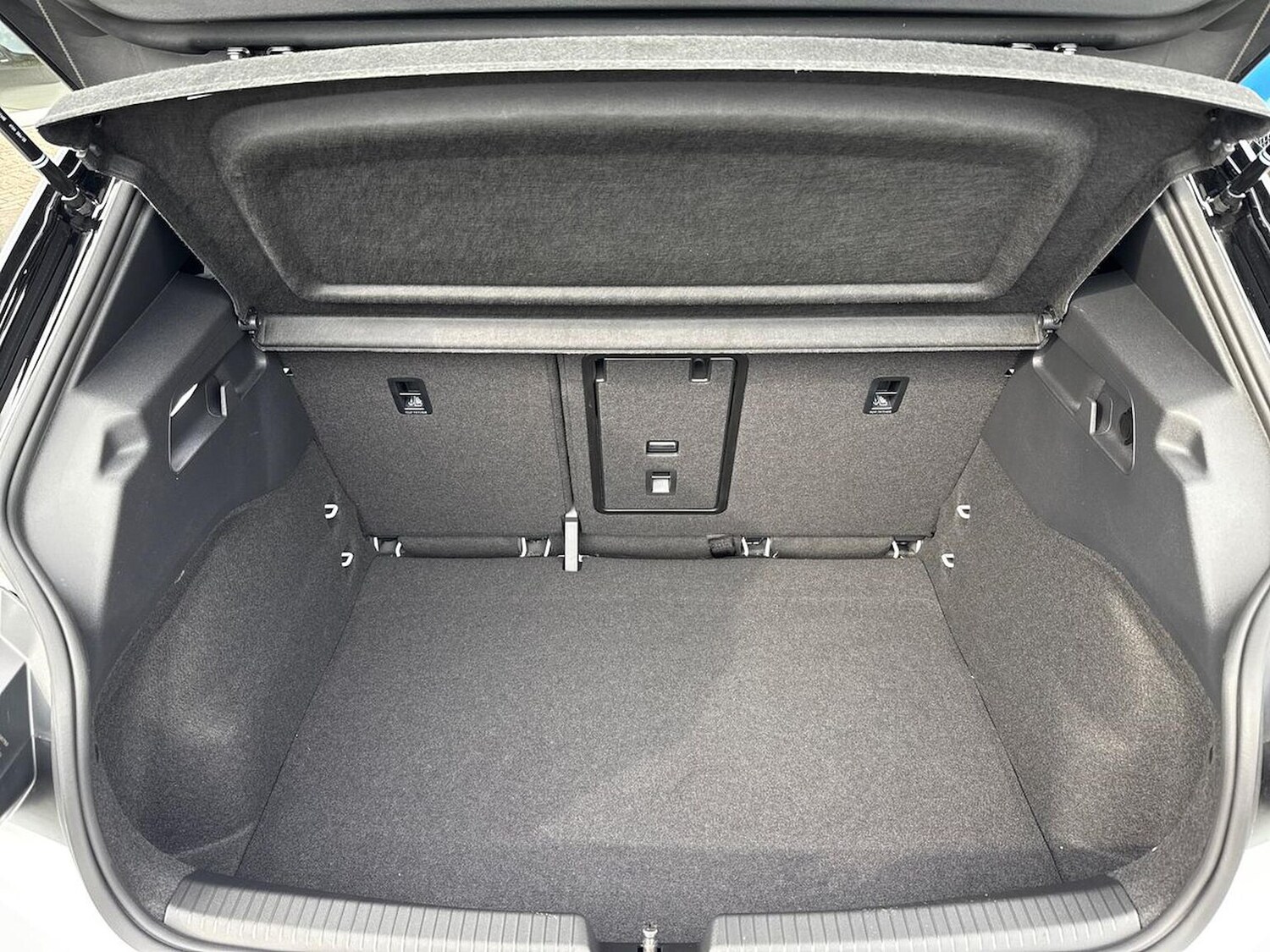 Used Volkswagen ID.3 2025 for sale - 75908083: Photo 17