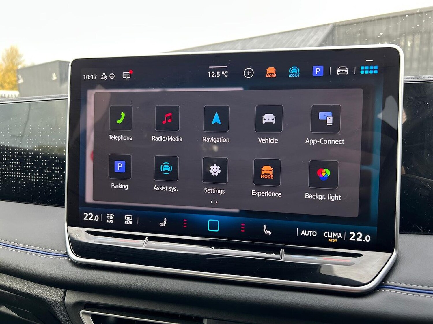 Used Volkswagen Tiguan 2024 for sale - 76437210: Photo 24