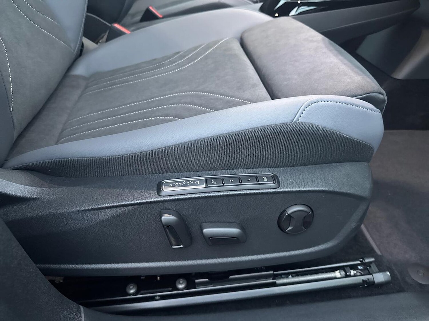 Used Volkswagen ID.4 2025 for sale - 77488885: Photo 30