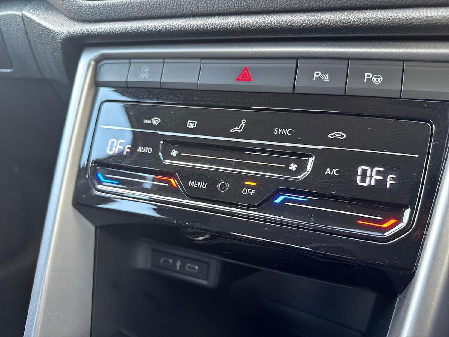 Used Volkswagen T-Roc 2022 for sale - 76439772: Photo 12