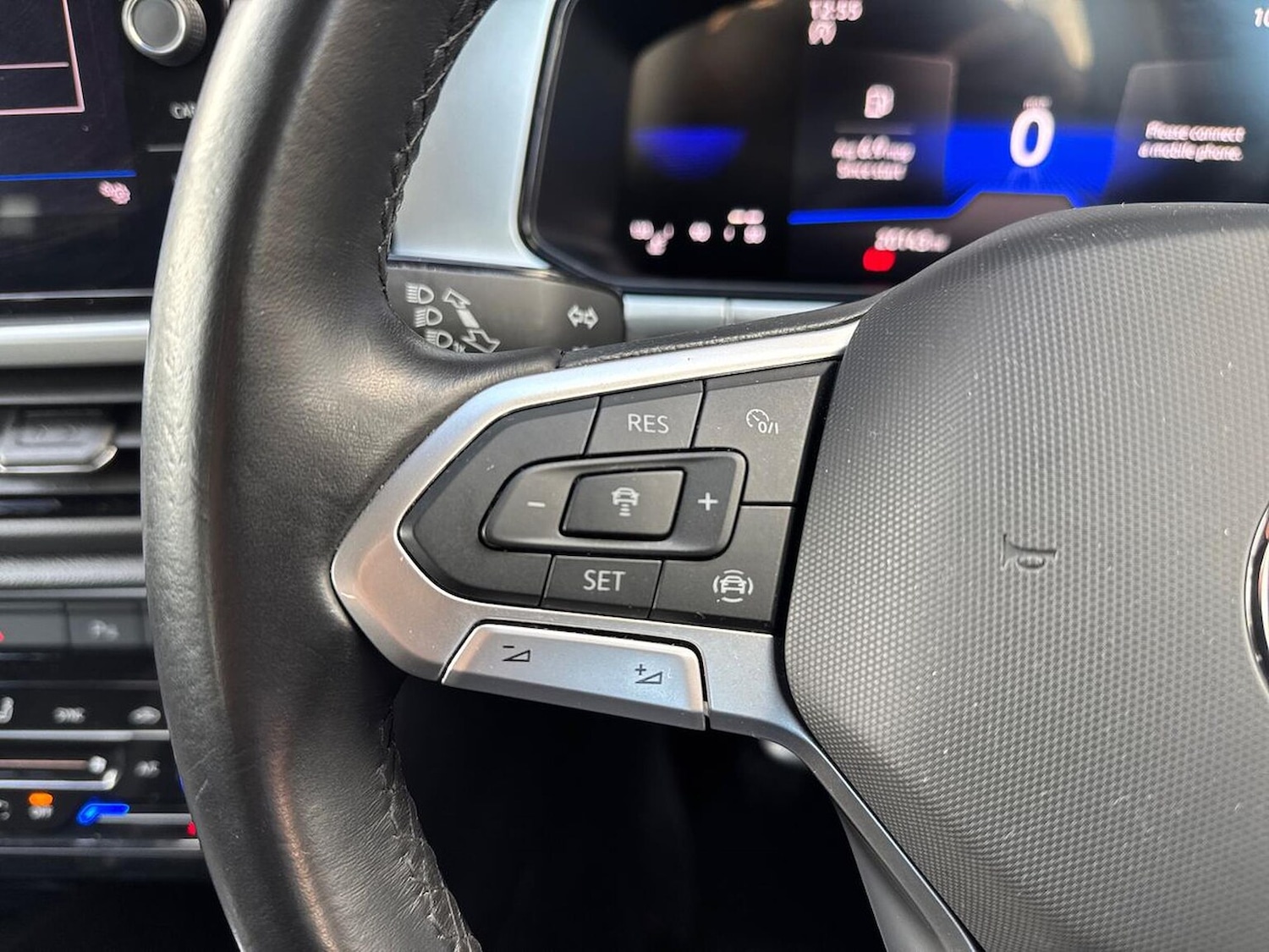 Used Volkswagen T-Roc 2022 for sale - 76439772: Photo 27