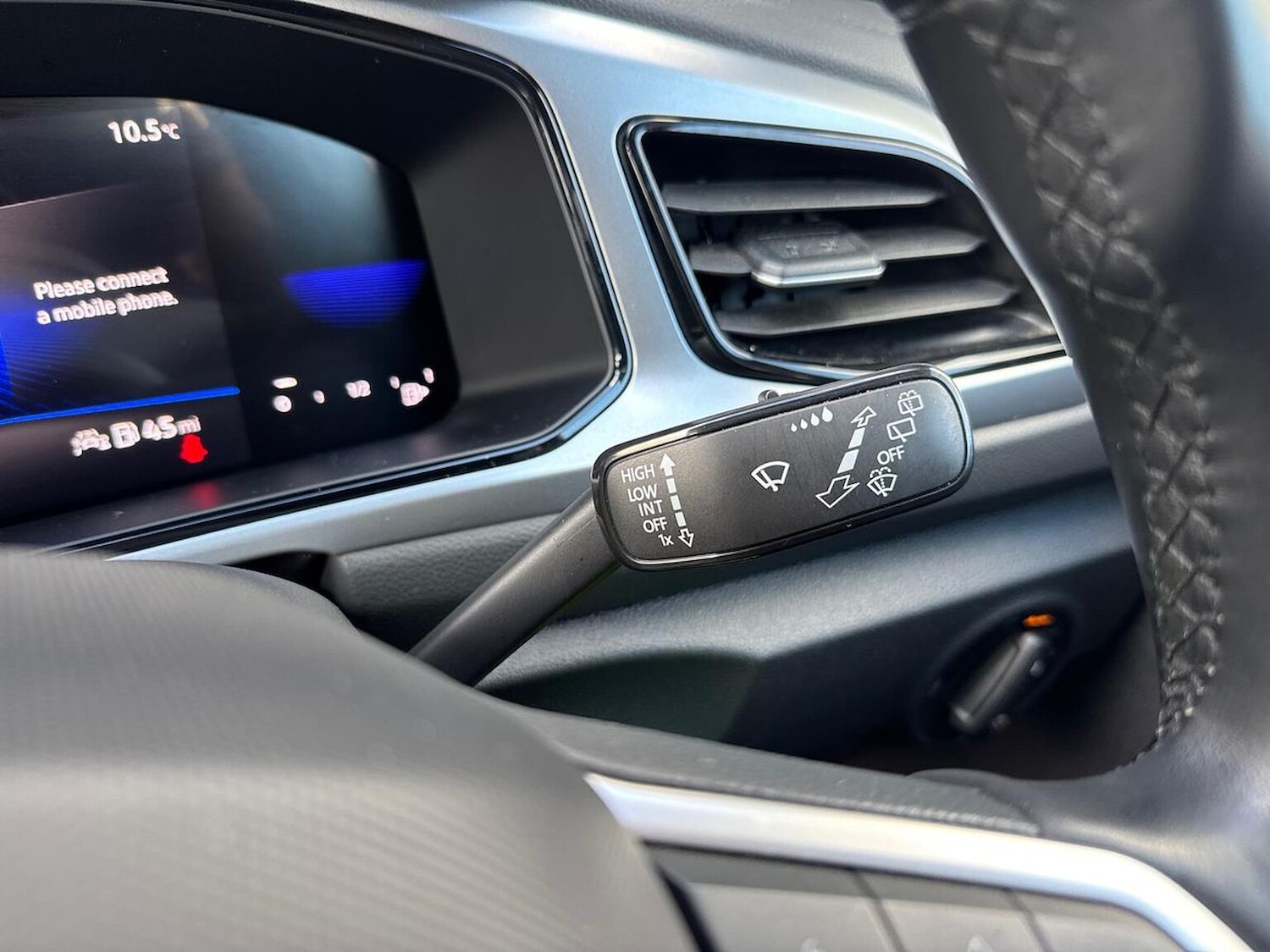 Used Volkswagen T-Roc 2022 for sale - 76439772: Photo 28