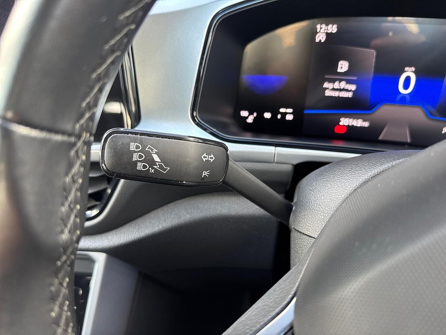 Used Volkswagen T-Roc 2022 for sale - 76439772: Photo 29