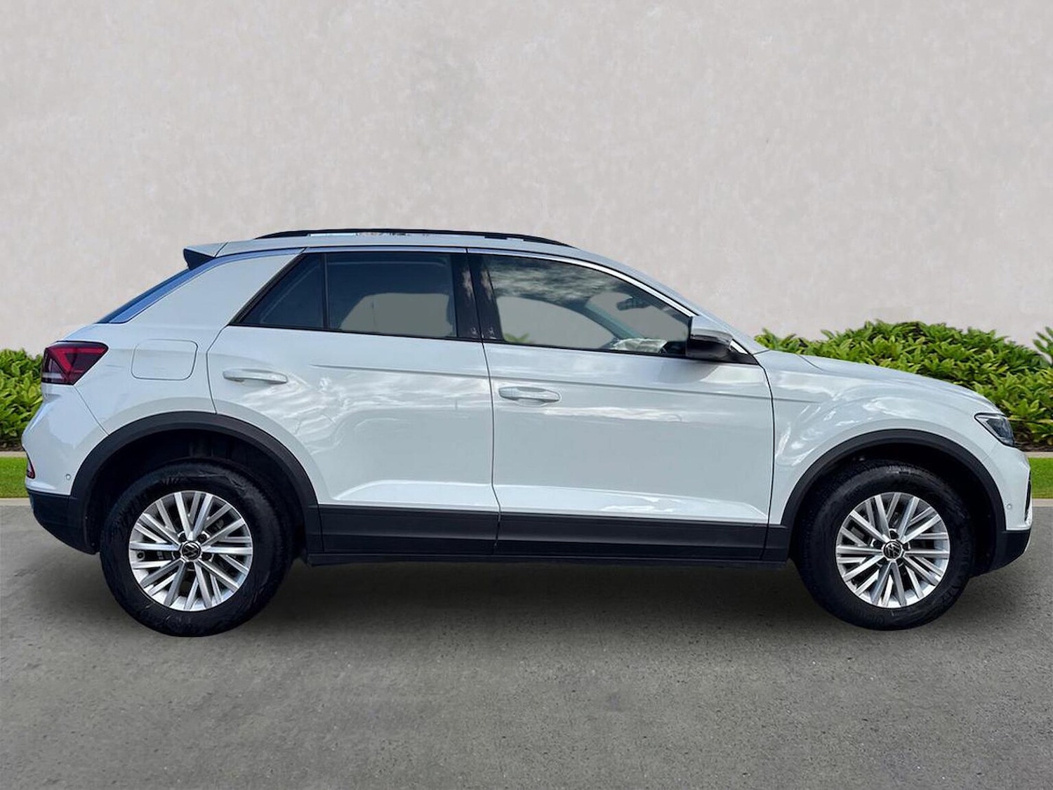 Used Volkswagen T-Roc 2022 for sale - 76439772: Photo 3