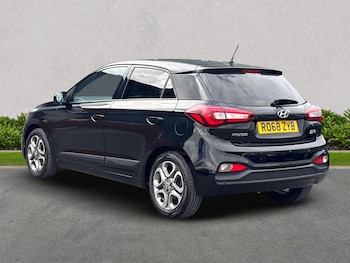 Used Hyundai i20 2018 for sale - 75497970: Photo