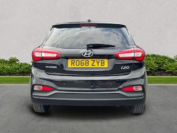 Used Hyundai i20 2018 for sale - 75497970: Photo