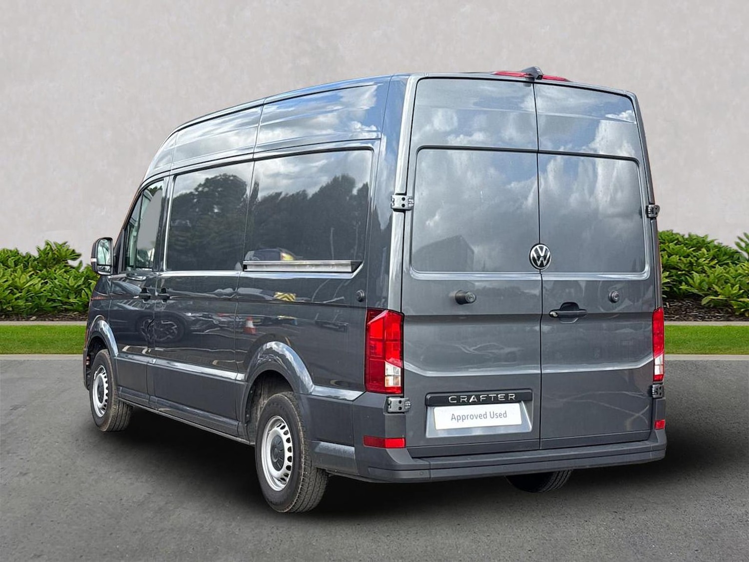 Used Volkswagen Crafter 2024 for sale - 76412507: Photo 2