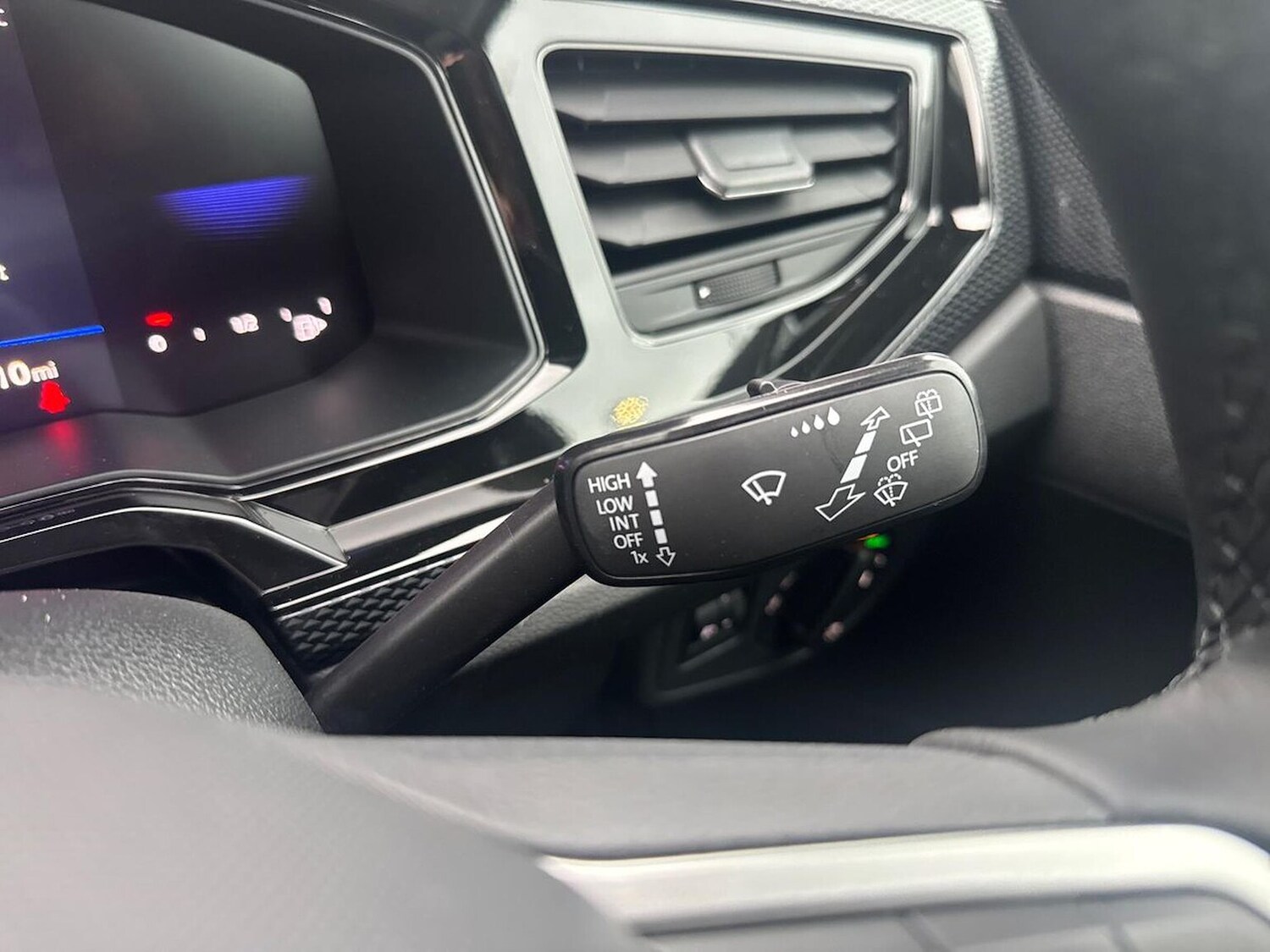 Used Volkswagen Taigo 2025 for sale - 76177599: Photo 28