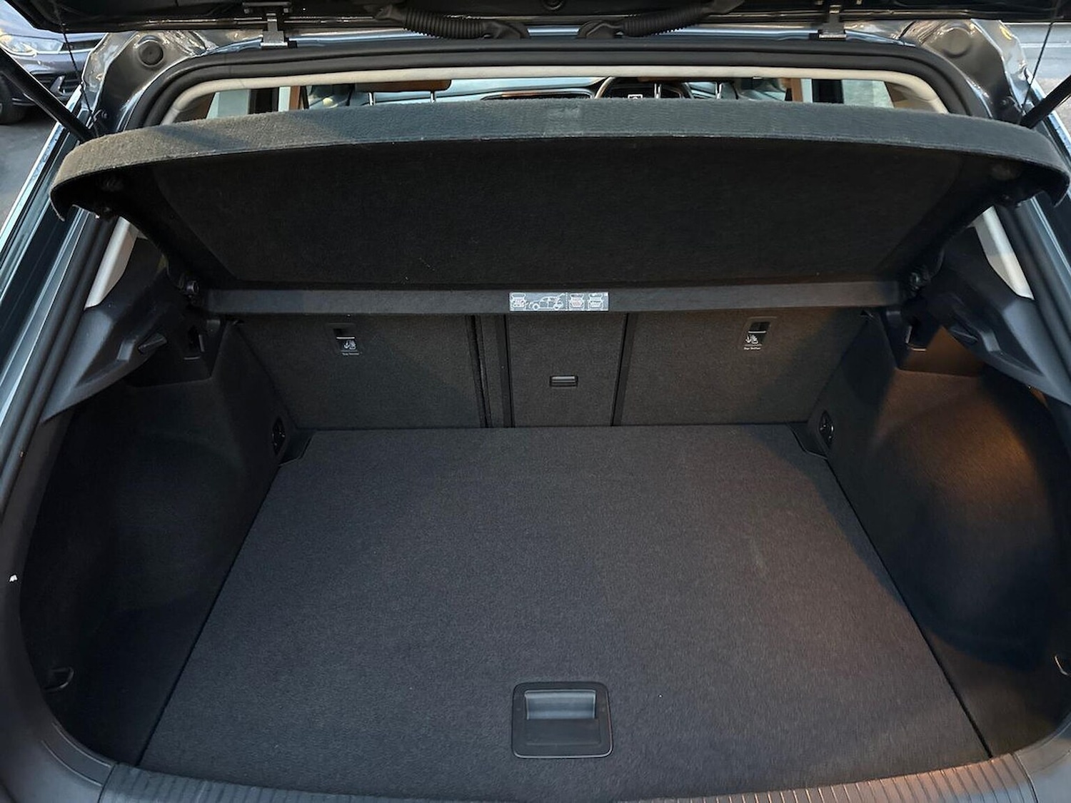 Used Volkswagen T-Roc 2020 for sale - 76547691: Photo 17