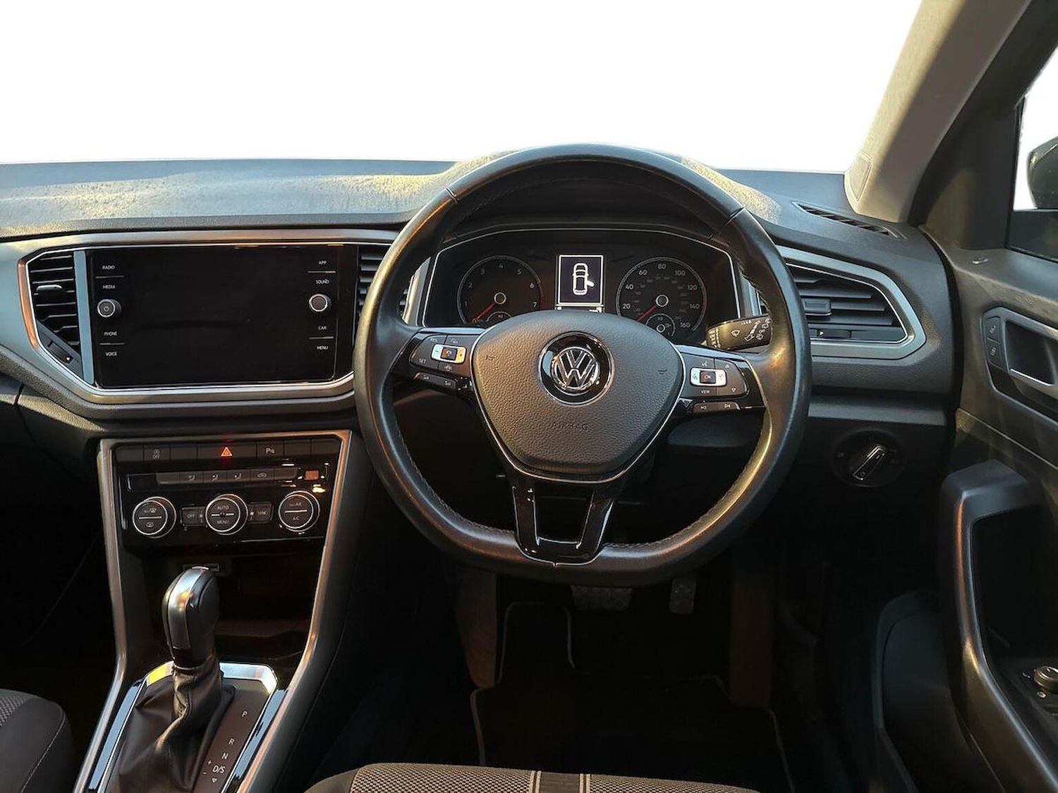 Used Volkswagen T-Roc 2020 for sale - 76547691: Photo 9