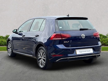 Used Volkswagen Golf 2018 for sale - 75673495: Photo