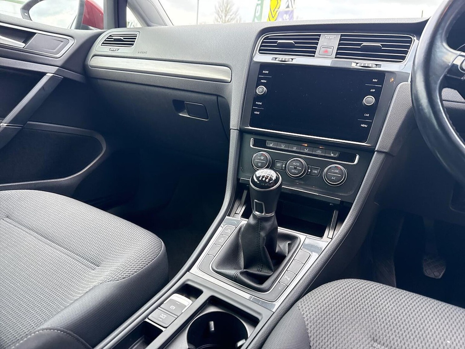 Used Volkswagen Golf 2020 for sale - 77034559: Photo 15