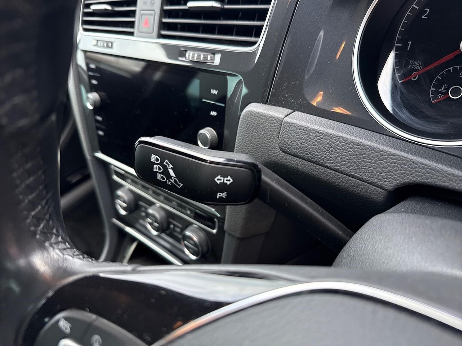 Used Volkswagen Golf 2020 for sale - 77034559: Photo 31