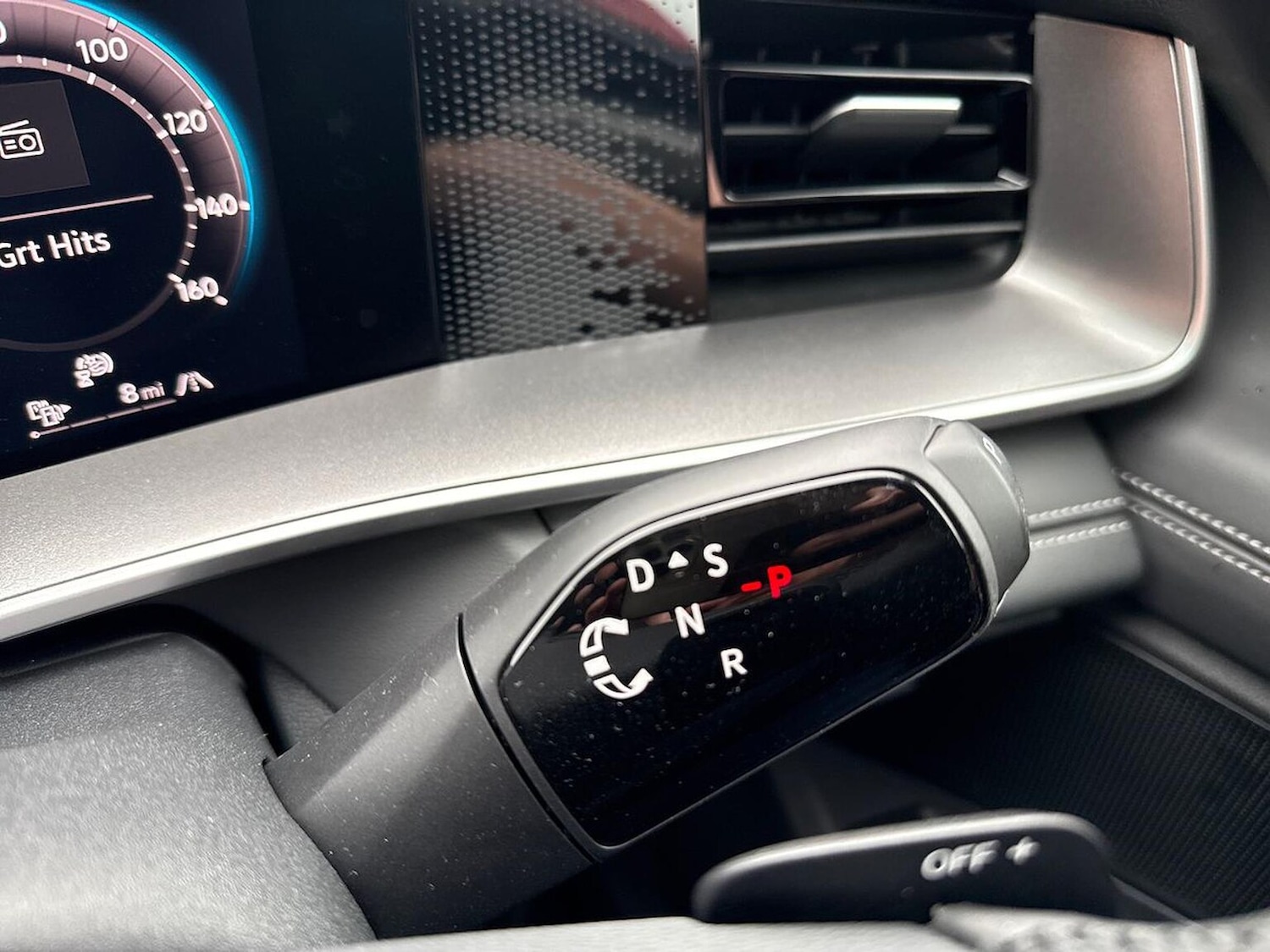 Used Volkswagen Touran 2025 for sale - 77635487: Photo 27