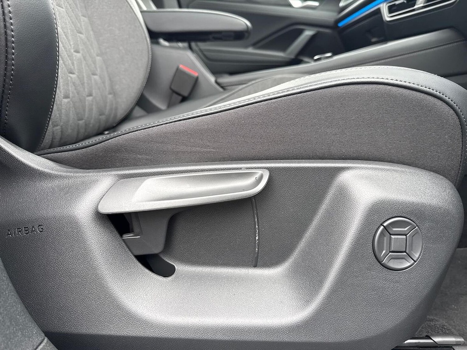 Used Volkswagen Touran 2025 for sale - 77635487: Photo 29