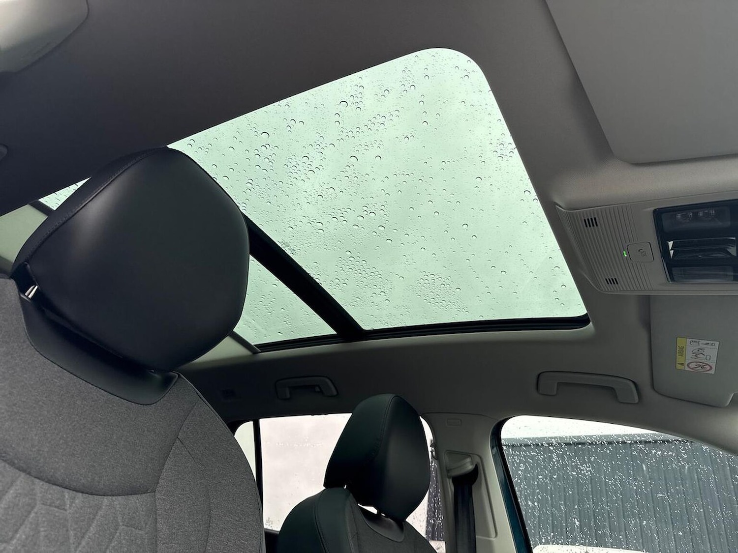 Used Volkswagen Touran 2025 for sale - 77635487: Photo 30