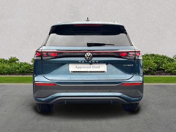 Used Volkswagen Touran 2025 for sale - 77635487: Photo