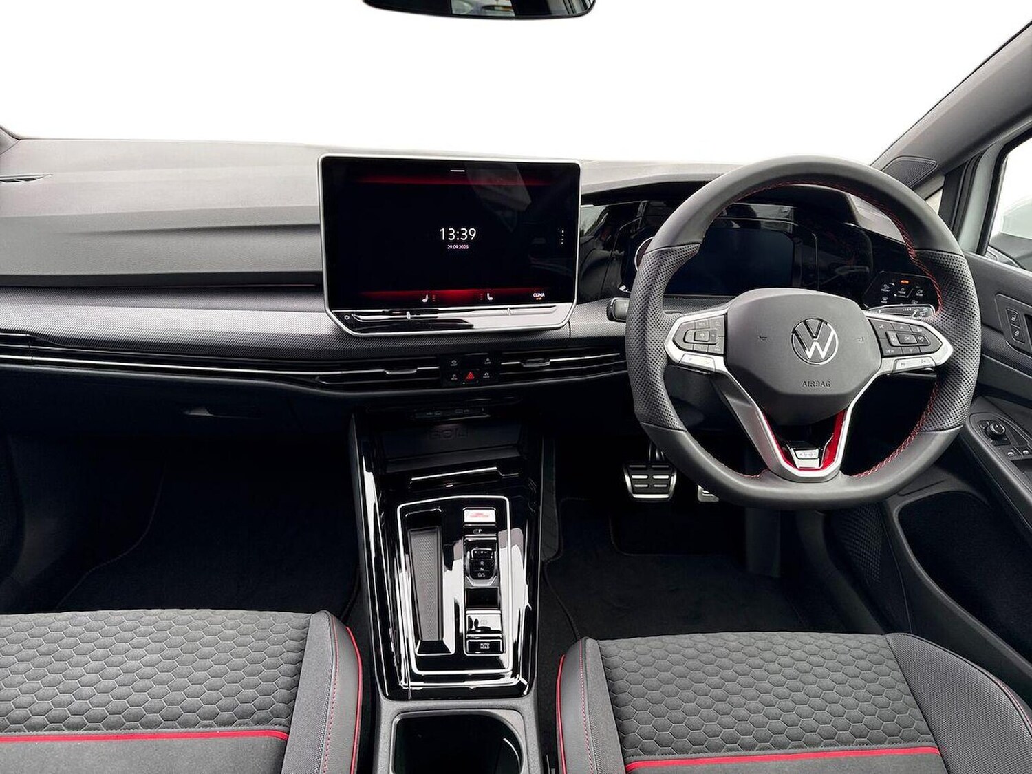 Used Volkswagen Golf 2025 for sale - 76107132: Photo 8