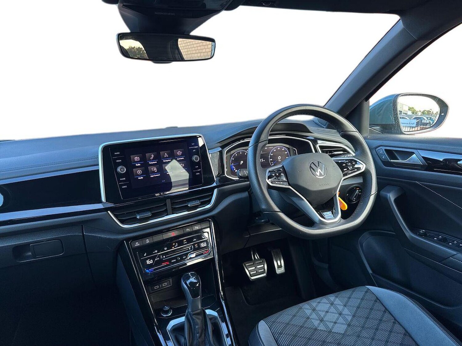 Used Volkswagen T-Roc 2022 for sale - 76046078: Photo 7