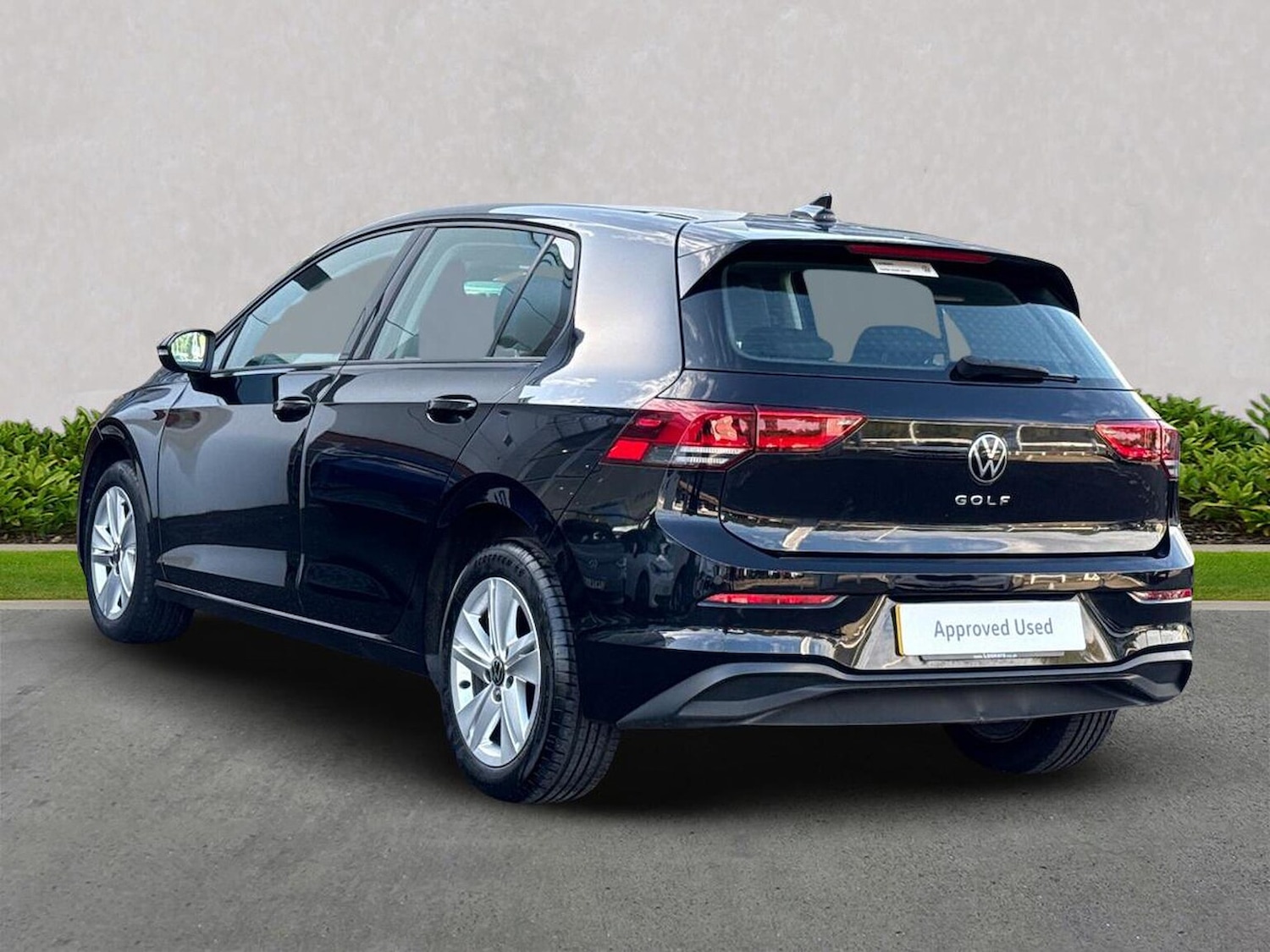 Used Volkswagen Golf 2020 for sale - 76127174: Photo 2