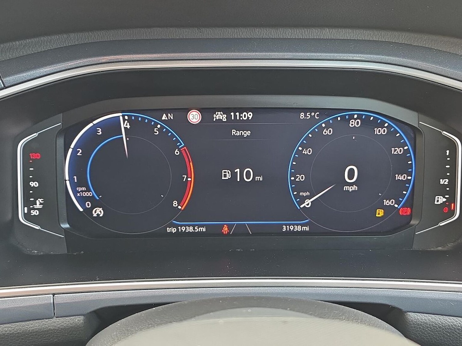 Used Volkswagen T-Roc 2023 for sale - 76444503: Photo 10