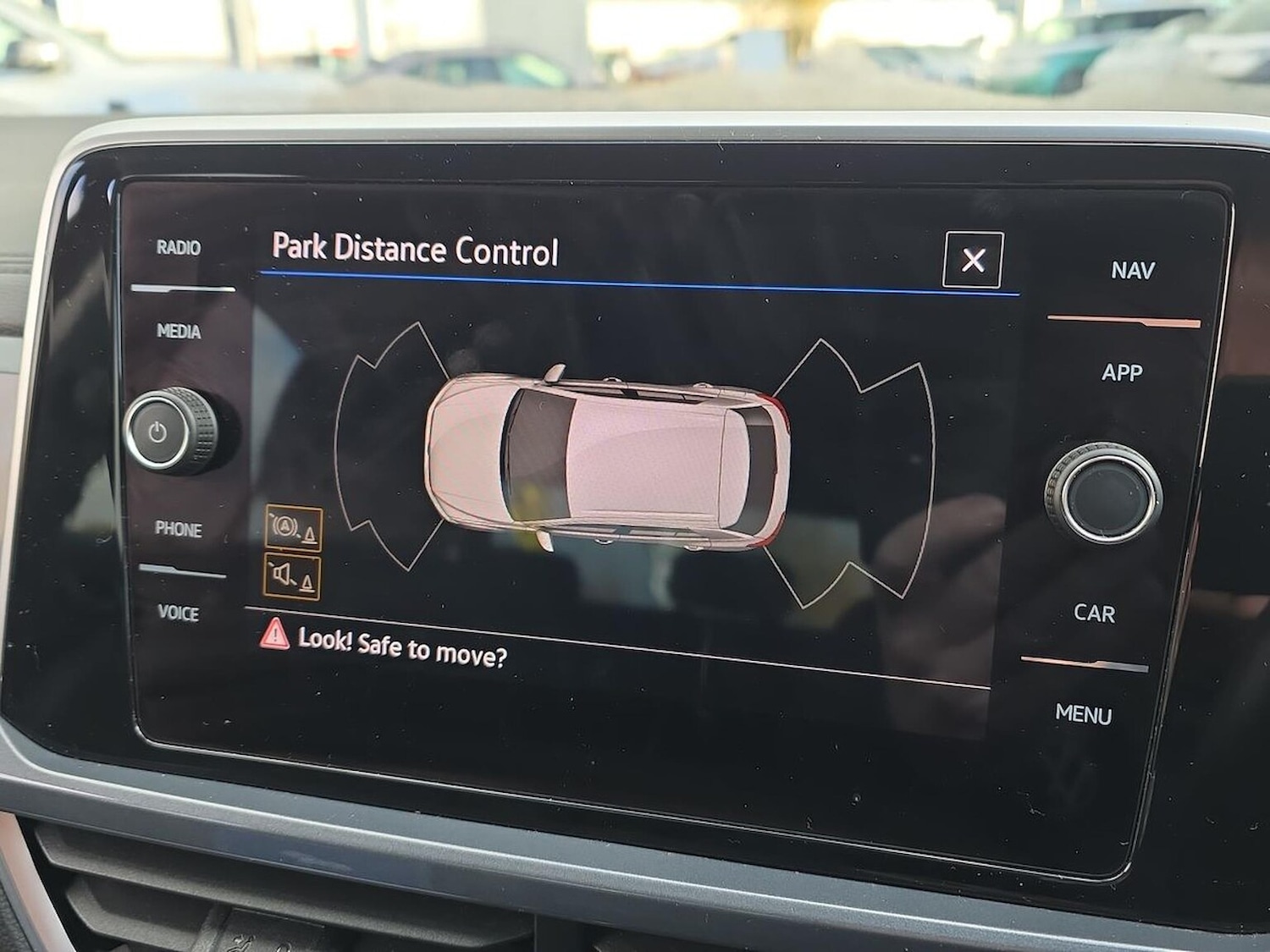 Used Volkswagen T-Roc 2023 for sale - 76444503: Photo 23