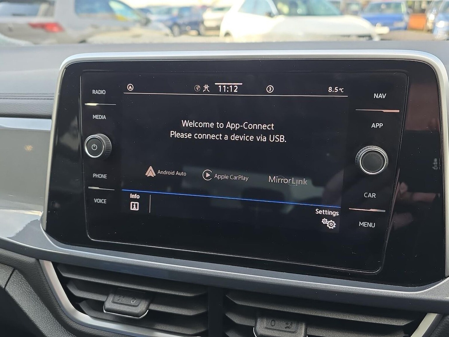 Used Volkswagen T-Roc 2023 for sale - 76444503: Photo 25