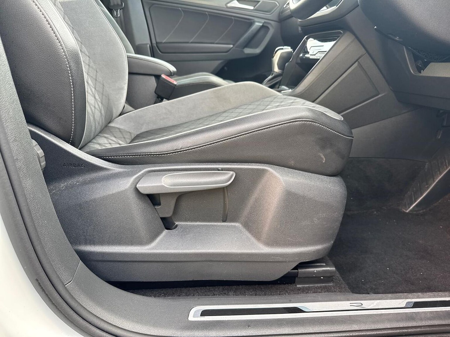Used Volkswagen Tiguan 2022 for sale - 76357940: Photo 30