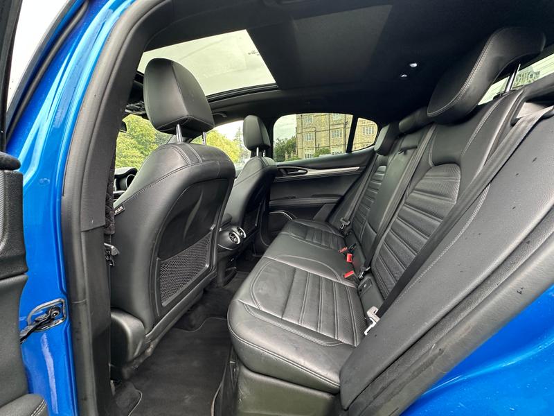 Used Alfa Romeo Stelvio 2017 for sale - 76018350: Photo 19