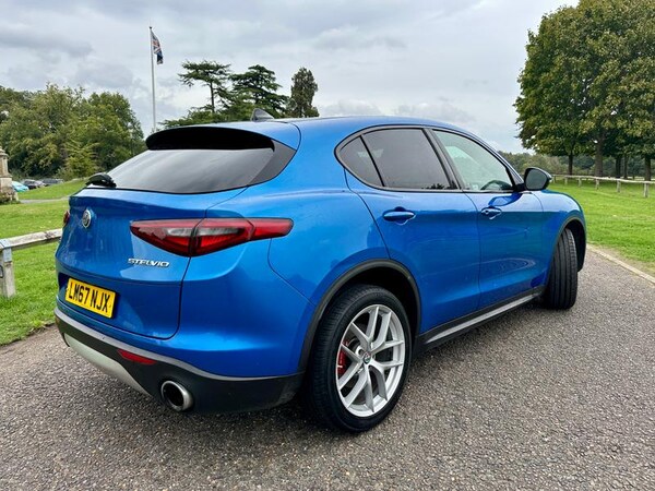 Used Alfa Romeo Stelvio 2017 for sale - 76018350: Photo 6