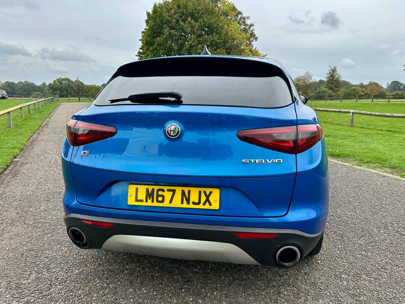 Used Alfa Romeo Stelvio 2017 for sale - 76018350: Photo 7