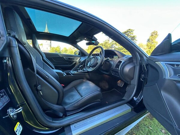 Used Jaguar F-Type 2020 for sale - 76104697: Photo 12