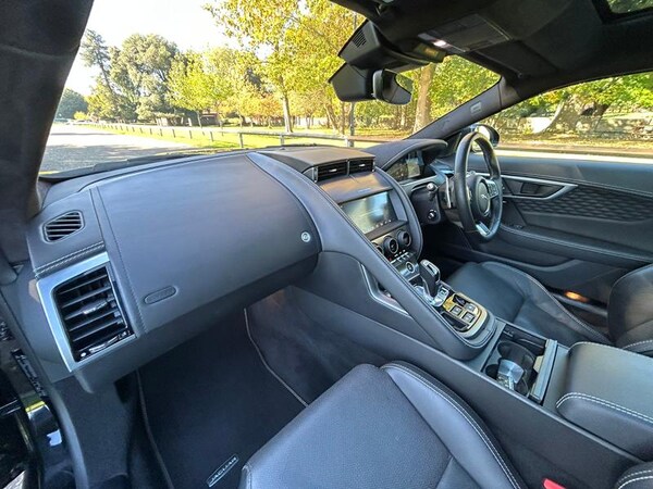 Used Jaguar F-Type 2020 for sale - 76104697: Photo 24