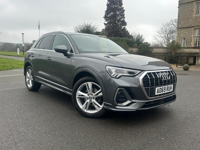 Used Audi Q3 2019 for sale - 77138381: Photo 2