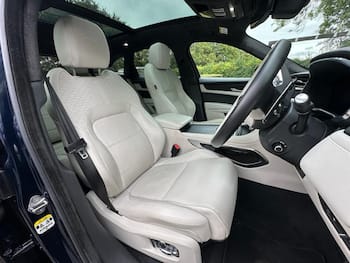 Used Jaguar F-Pace 2023 for sale - 79736007: Photo